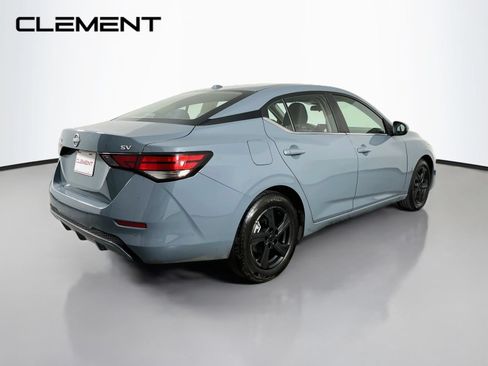 Used 2024 Nissan Sentra SV FWD image 6