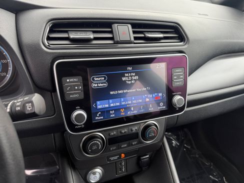 Used 2022 Nissan Leaf S Plus image 12