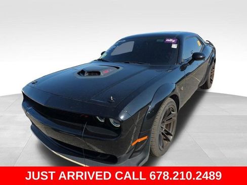 Certified 2022 Dodge Challenger R/T Scat Pack RWD image 1