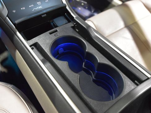 Used 2016 Lincoln MKZ AWD w/ Equipment Group 300A Reserve image 37