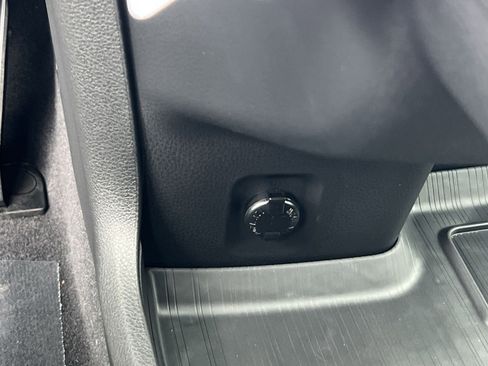 New 2026 Toyota Sienna Limited image 26