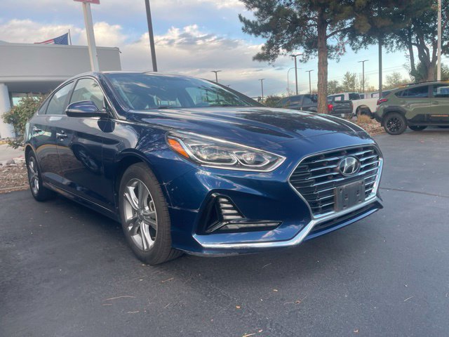 Used 2018 Hyundai Sonata Limited w/ Cargo Package FWD image 1