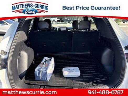 Certified 2023 Ford Escape Platinum image 13