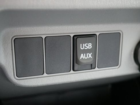 Used 2015 Toyota Tacoma 4x4 Double Cab w/ TRD Sport Package image 25
