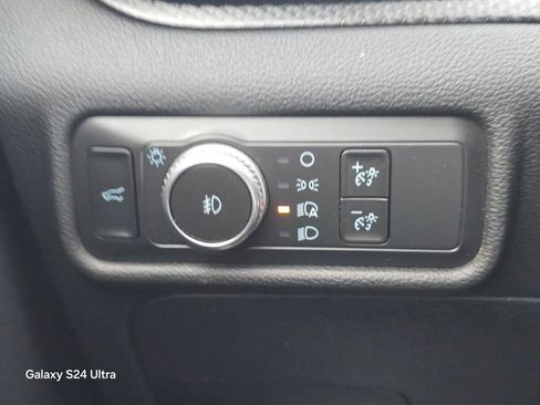 Used 2020 Ford Explorer ST w/ Premium Technology Package image 26