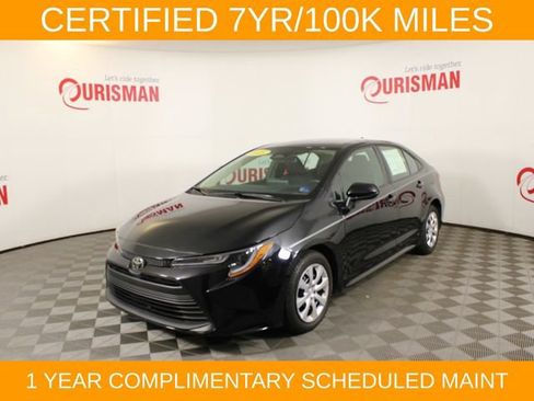 Used 2025 Toyota Corolla LE FWD image 2