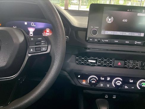 Used 2023 Honda Accord EX image 23