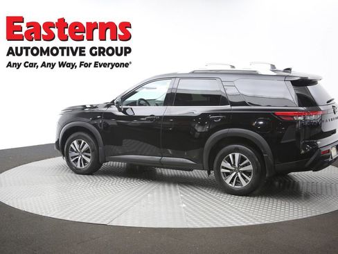 Used 2023 Nissan Pathfinder SL w/ Lighting Package (N92) AWD/4WD image 63