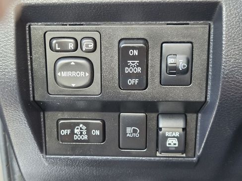 Used 2020 Toyota Tundra 1794 Edition AWD/4WD image 24