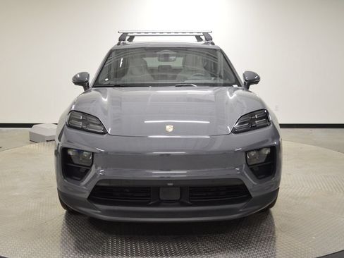 New 2026 Porsche Macan 4 Electric AWD/4WD image 10