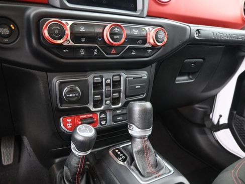 Used 2021 Jeep Wrangler Unlimited Rubicon image 13