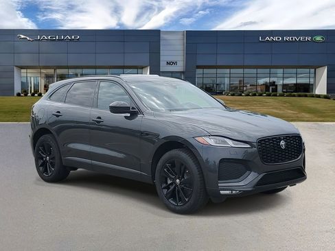 New 2026 Jaguar F-PACE R-Dynamic S image 2