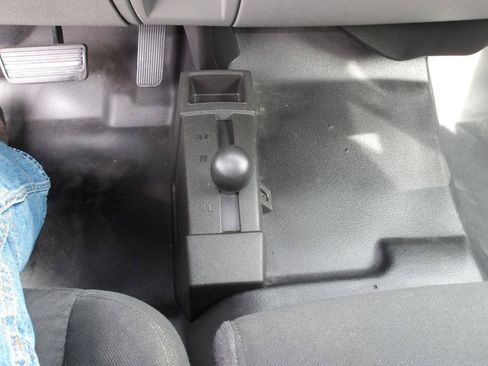 Used 2013 Chevrolet Silverado 2500 W/T AWD/4WD image 18