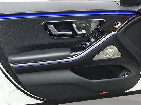 Used 2021 Mercedes-Benz S 580 4MATIC Sedan image 9