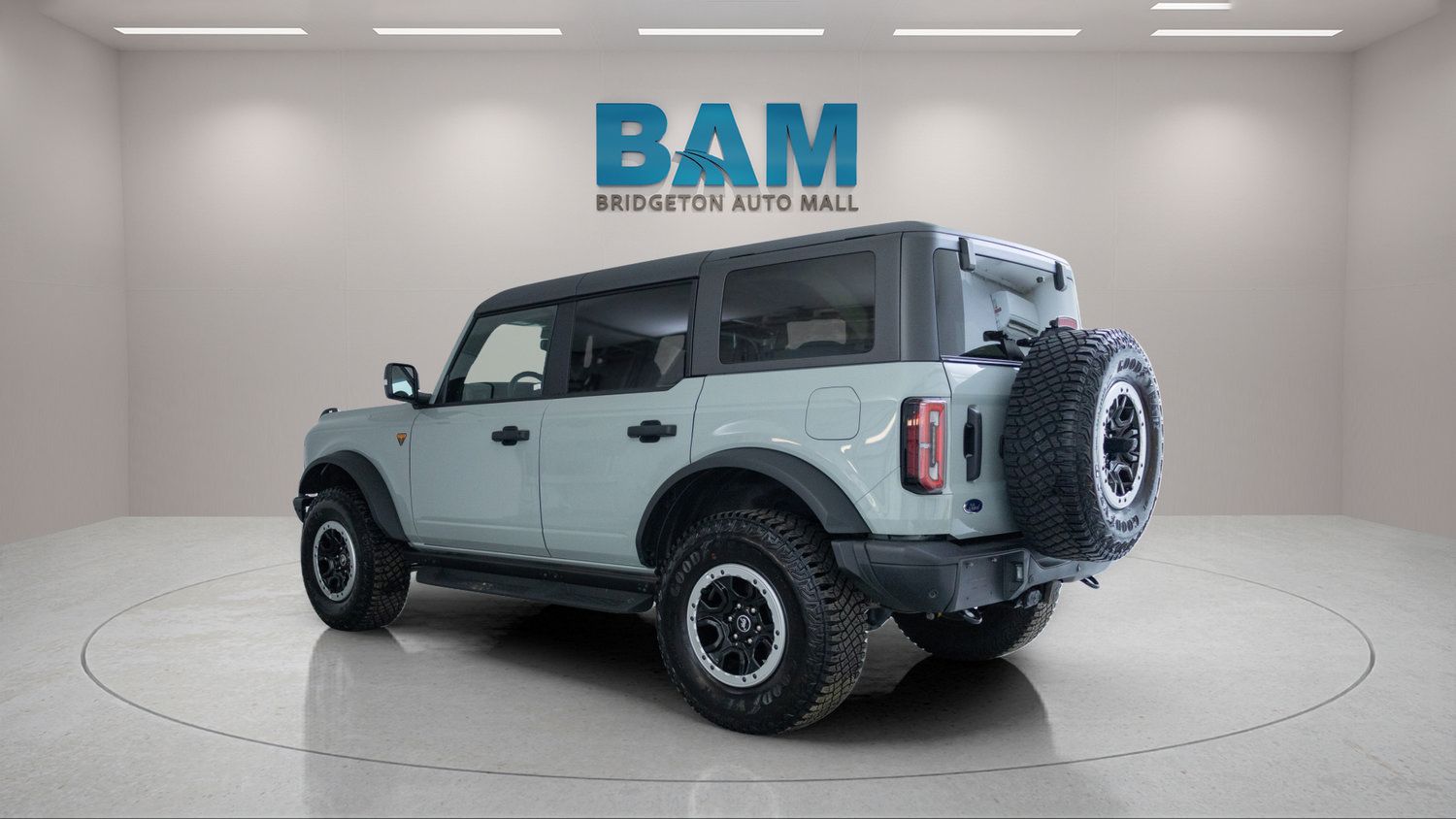 Used 2024 Ford Bronco Badlands AWD/4WD image 5