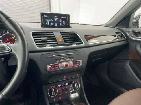 Used 2016 Audi Q3 2.0T Premium Plus w/ Technology Package image 21