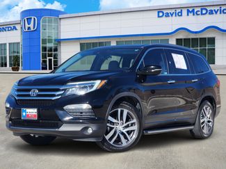 Used 2017 Honda Pilot Touring video 1