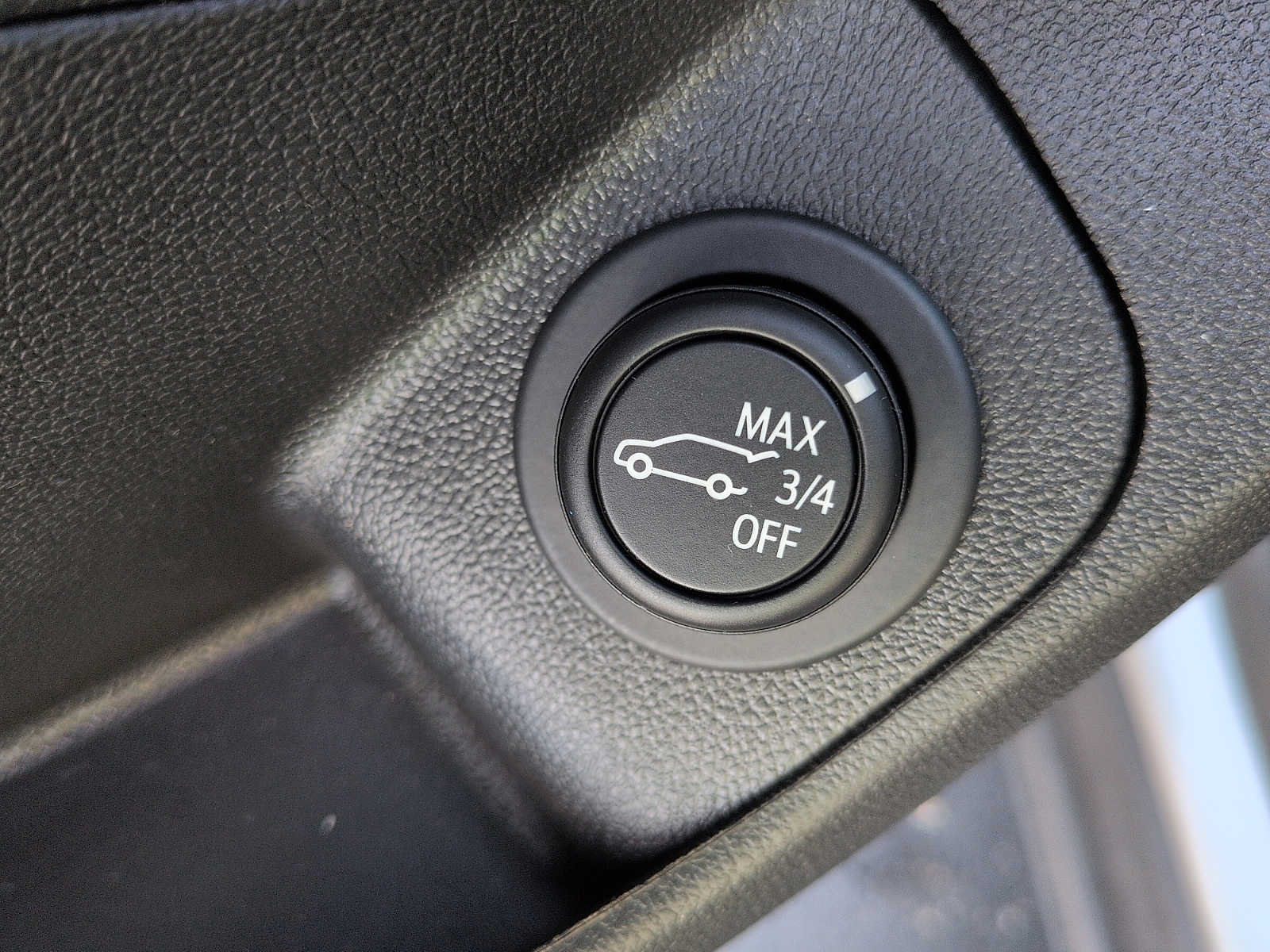 Used 2024 GMC Terrain Denali AWD/4WD image 16