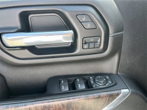 Certified 2022 GMC Sierra 2500 Denali w/ Denali Ultimate Package image 24