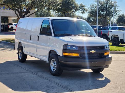 New 2025 Chevrolet Express 2500 w/ Driver Convenience Package image 2