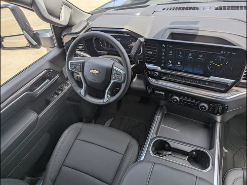 New 2026 Chevrolet Silverado 3500 LTZ w/ LTZ Convenience Package AWD/4WD image 20