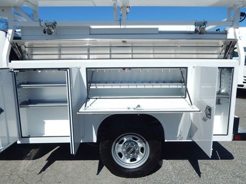 Used 2020 Ford F350 XL w/ Power Equipment Group image 14