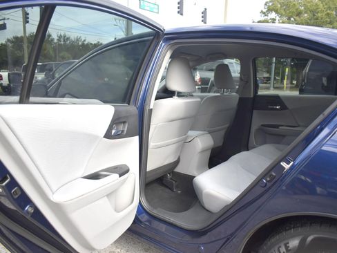 Used 2016 Honda Accord LX image 20