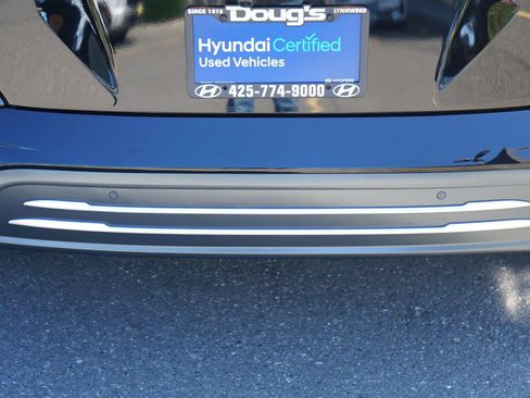 Certified 2023 Hyundai Kona Limited FWD image 10
