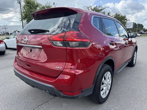 Used 2017 Nissan Rogue S image 6
