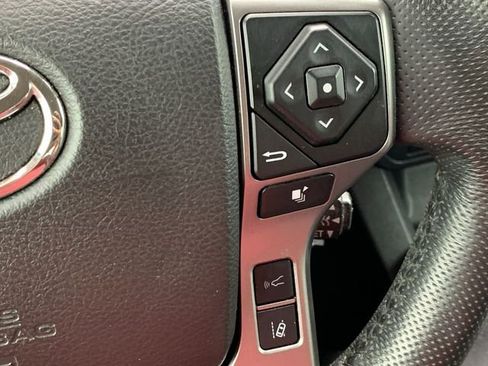 Used 2022 Toyota Tacoma SR5 w/ Technology Package AWD/4WD image 28