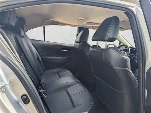 Used 2020 Toyota Corolla XLE image 15