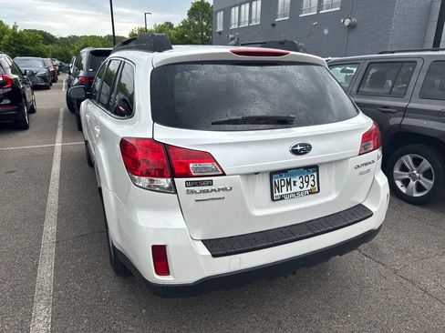 Used 2014 Subaru Outback 2.5i Limited AWD/4WD image 29