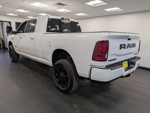 Used 2025 RAM 2500 Laramie w/ Night Edition image 6
