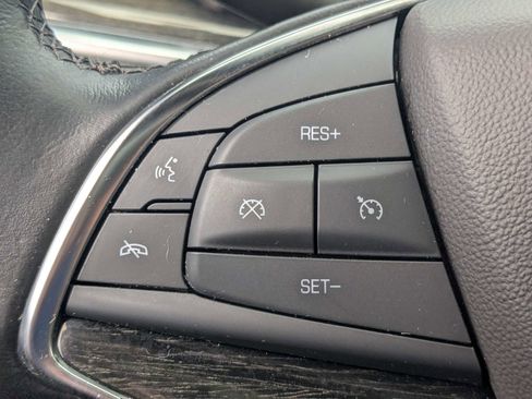 Used 2022 Cadillac XT5 Premium Luxury FWD image 34