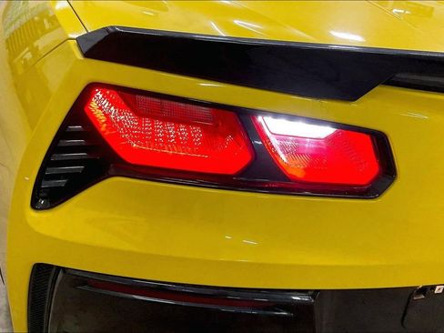 Used 2014 Chevrolet Corvette Stingray Convertible w/ 2LT Preferred Equipment Group image 27