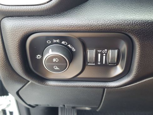 Used 2024 RAM 2500 Laramie w/ Safety Group image 32