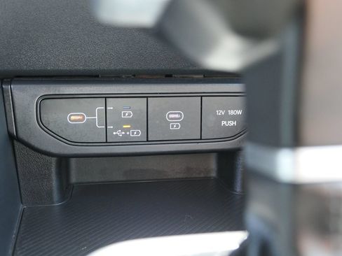 Certified 2025 Kia K4 FWD image 19