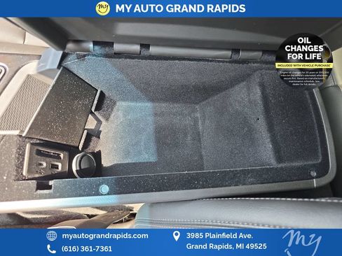 Used 2022 Cadillac CT4 Luxury w/ Sun And Sound Package AWD/4WD image 28