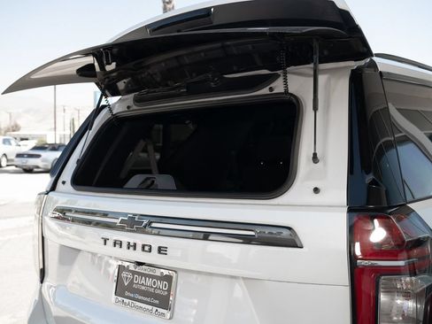 Used 2022 Chevrolet Tahoe RST w/ Sport Performance Package AWD/4WD image 13