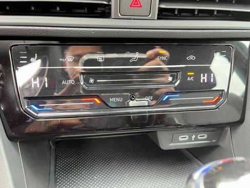 New 2025 Volkswagen Jetta Sport image 18