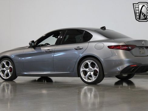 Used 2020 Alfa Romeo Giulia Ti Sport image 24