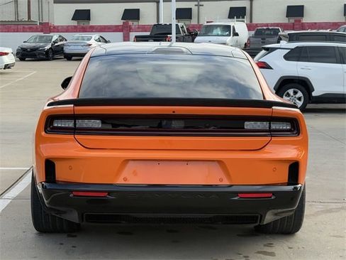 Used 2025 Dodge Charger R/T Scat Pack w/ Track Pack image 5