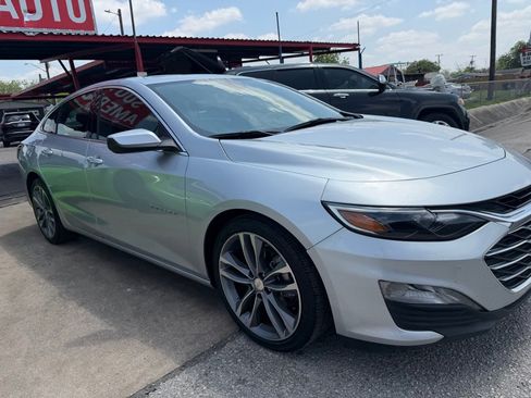 Used 2022 Chevrolet Malibu LT FWD image 8