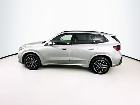 Used 2025 BMW X1 xDrive28i image 4