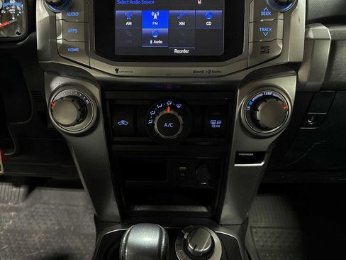 Used 2018 Toyota 4Runner SR5 image 42