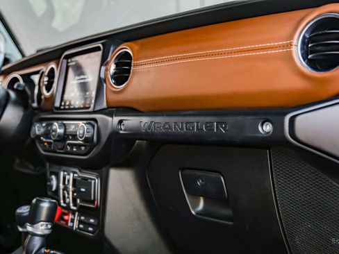 Used 2021 Jeep Wrangler Unlimited Rubicon image 81