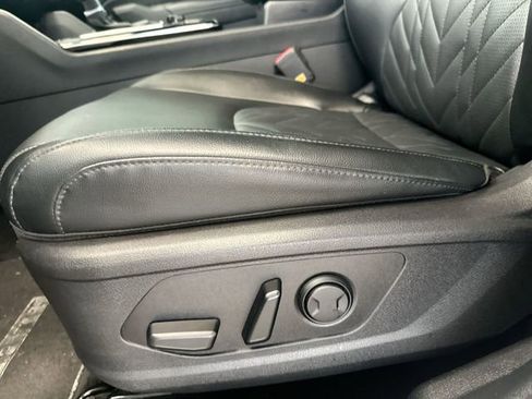 Certified 2023 Kia Sportage X-Line w/ X-Line Premium Package image 16