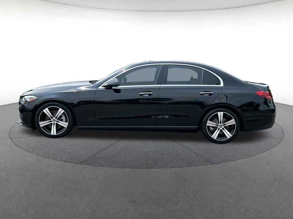 Used 2022 Mercedes-Benz C 300 4MATIC Sedan image 2