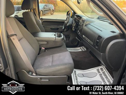 Used 2011 Chevrolet Silverado 1500 LT w/ Texas Edition image 14