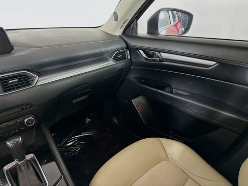 Used 2017 MAZDA CX-5 Touring w/ Preferred Equipment Package image 32